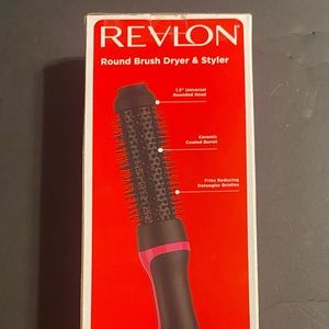USED REVLON One-Step 1-1/2" Root Booster Round Brush Dryer and Styler BLACK